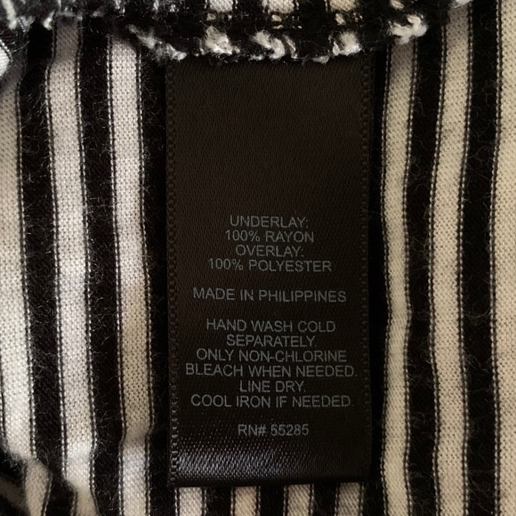 EXPRESS CHIFFON OVERLAY TEE - Picture 9 of 9